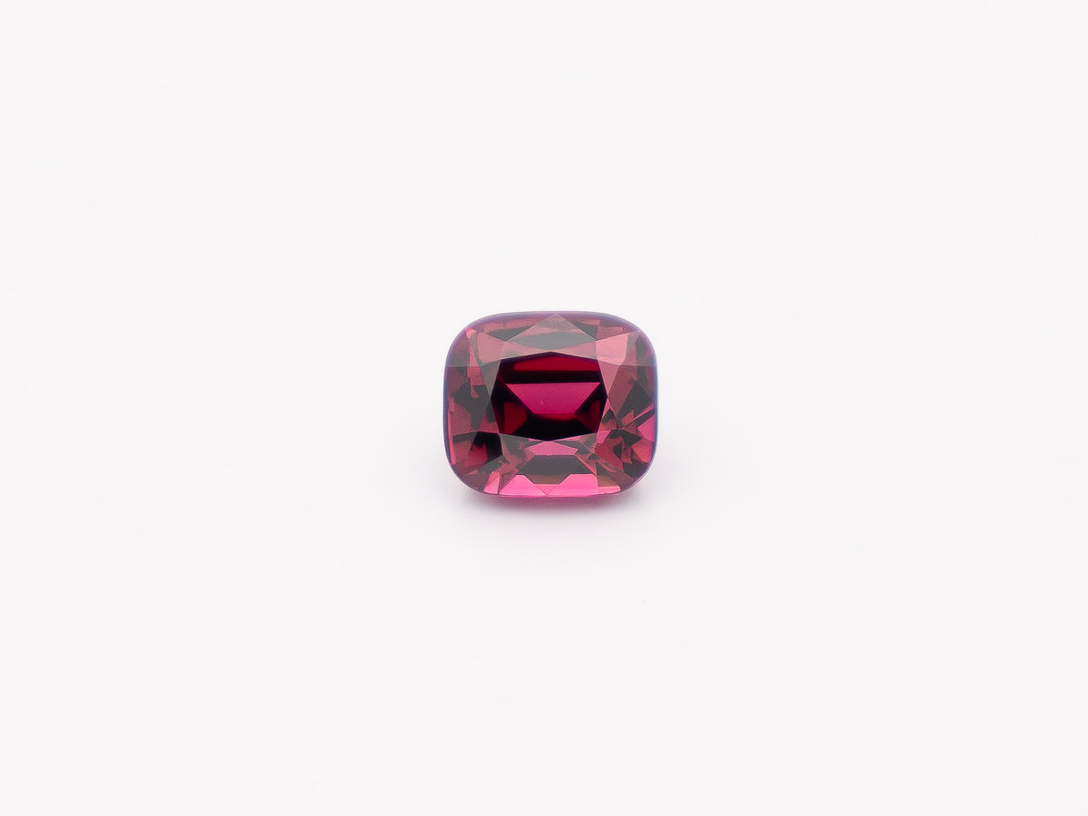Natural Rhodolite Garnet – Raspberry Pink | 6.60 Carat Cushion Cut | SRL-043