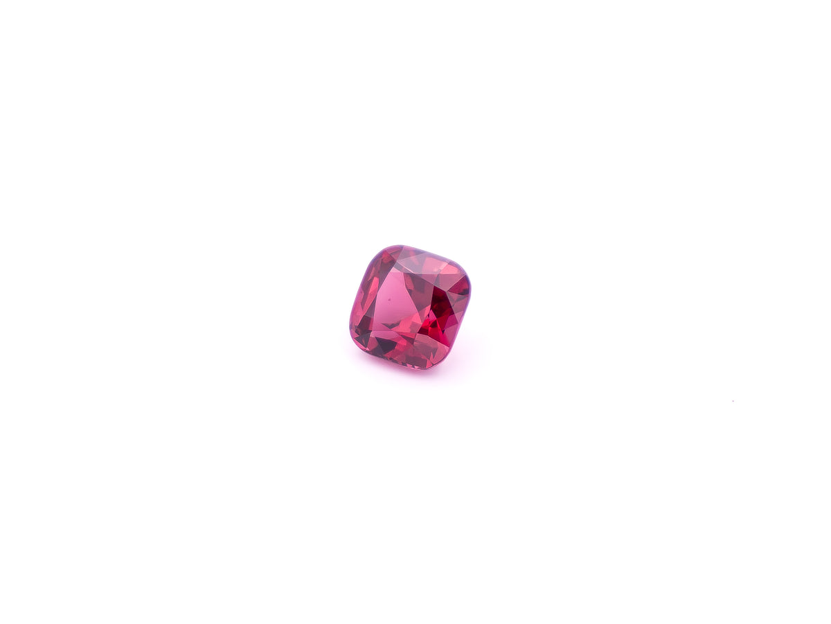 Natural Rhodolite Garnet – Raspberry Pink | 5.48 Carat Cushion Cut | SRL-042
