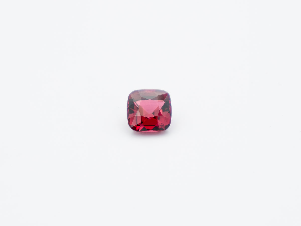 Natural Rhodolite Garnet – Raspberry Pink | 4.82 Carat Cushion Cut | SRL-039